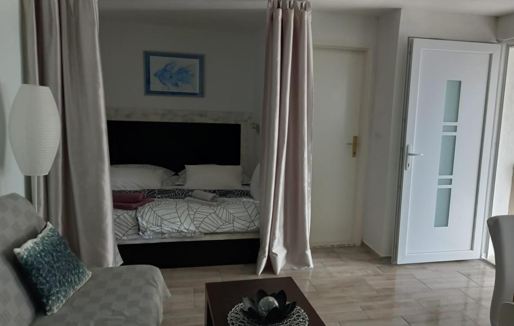 Apartment Inter Vivos Smokvica  Zimmer foto